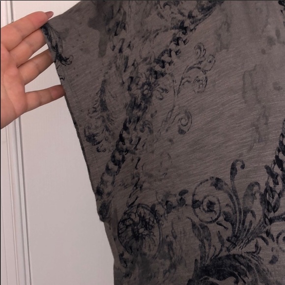 Super Girly and Edgy Sleeveless Studded Top - Picture 5 of 6